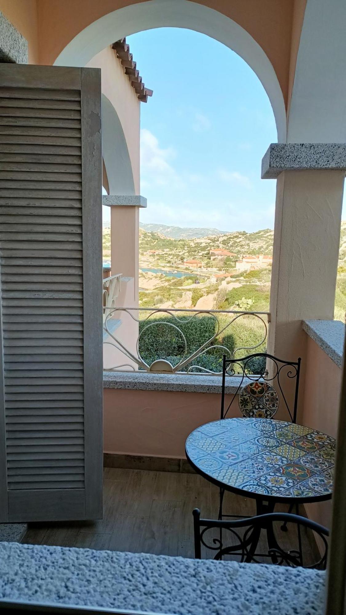 Appartamento Vista Mare Punta Tegge La Maddalena  Exterior foto